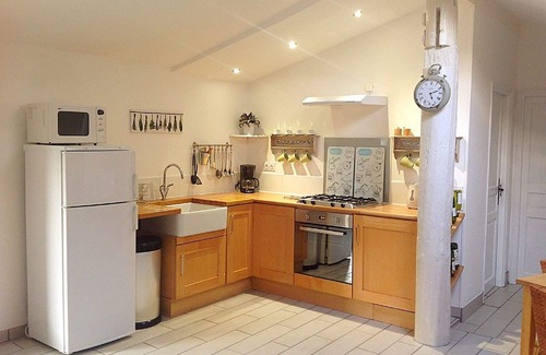 Port-d'Envaux Cottage | Stunning gite in an idyllic location a perfect getaway
