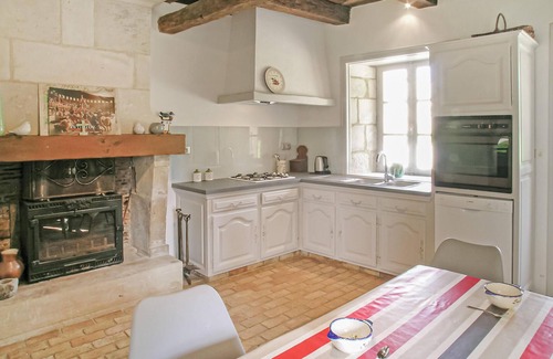 Saint-Maixent-de-Beugne House | Stunning home in St Maixent de Beugné