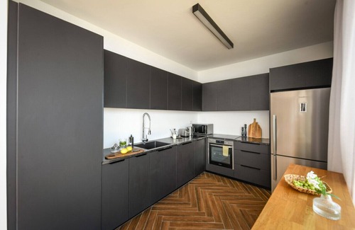 Haifa Apartment | Stunning Haifa Bay Views Penthouse by Sea N' Rent