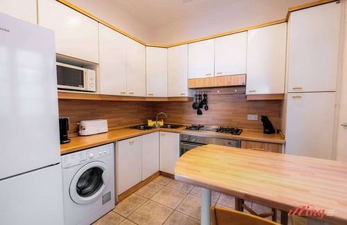 Senglea Apartment | Stunning Holiday Home with Gorgeous Harbour Views.