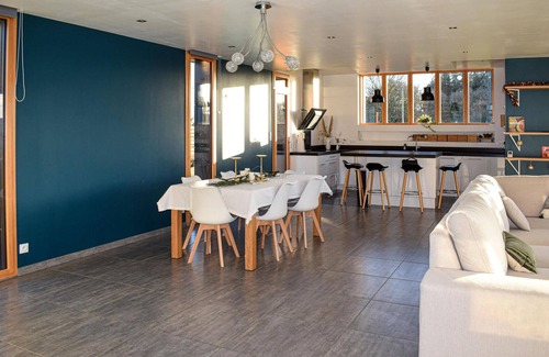 Plelan-le-Petit House | Stunning home in Plélan-le-Petit
