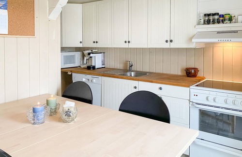 Alesund House | Stunning home in ålesund with kitchen