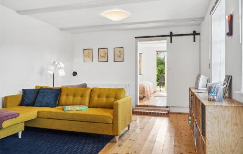 Askeby House | Stunning Home In Askeby With Kitchen