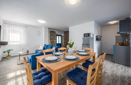 Jursici House | Stunning home in Brscici