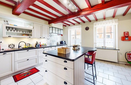 Flaignes-Havys House | Stunning home in Flaignes-Havys