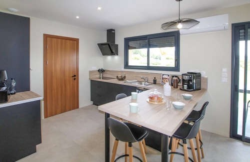 Puy-Saint-Martin House | Stunning home in Puy St Martin