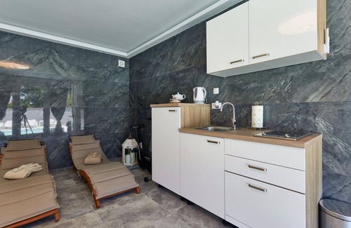Kapela House | Stunning home in Kapela with kitchen