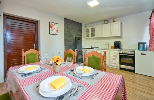 Kalnik House | Stunning home in Sopron with WiFi