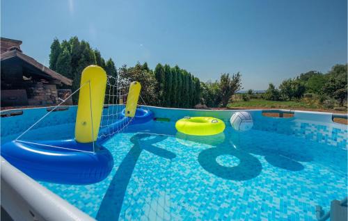 Kaptol House | Stunning Home In Velika