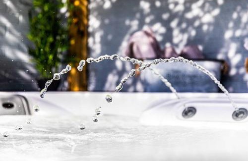 Everton Villa | Stunning house close to the stadium + Hot tub!