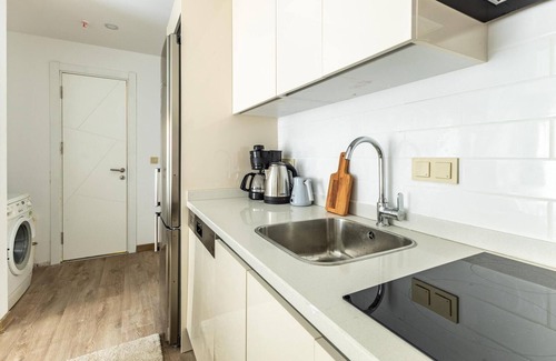Kagithane Apartment | Stunning Istanbul Retreat 3 min to Kanyon Mall
