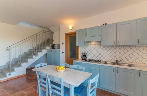 Capo Testa House | Stunning villa for 4 guests with TV, terrace and parking