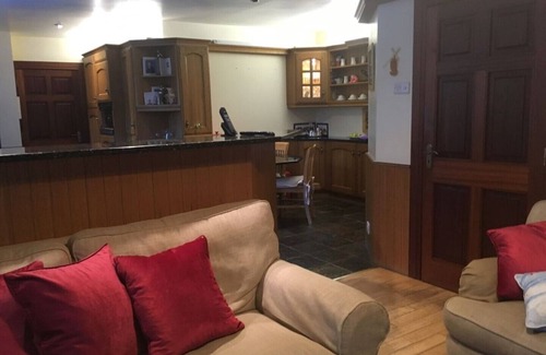 Coleraine House | Stunning Knocktarna Home for Golf Stay