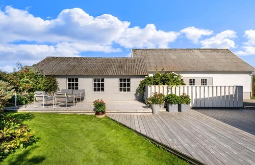 Randaberg Villa | Stunning location by the sea
