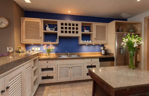 Amapas Condo | Stunning Luxury 3 bedroom Penthouse right on Los Muertos Beach