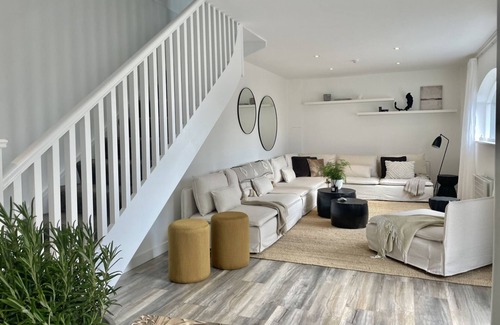 Scalpwilliam House | Stunning Mews House on a Historic Estate in Dublin