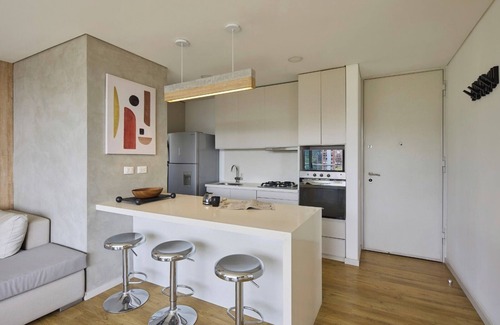 El Tesoro Apartment | - ¡ Stunning Mountain Views in El Poblado ! -