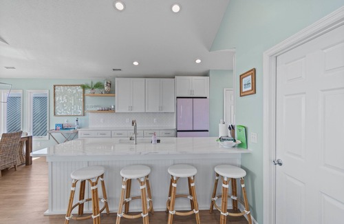 Holden Beach House | Stunning Ocean Front Home W/Private Pool 4BR 4 1/2 Bath and Brand New Kitchen