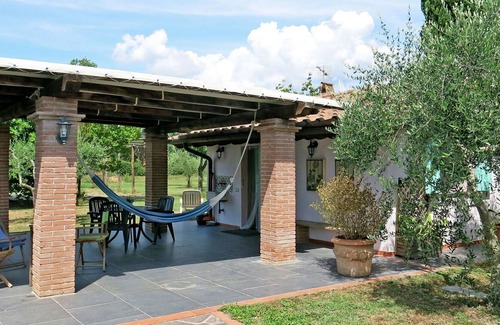 San Giuliano Terme House | Stunning private villa for 4 people with private pool, WIFI, TV, terrace and parking