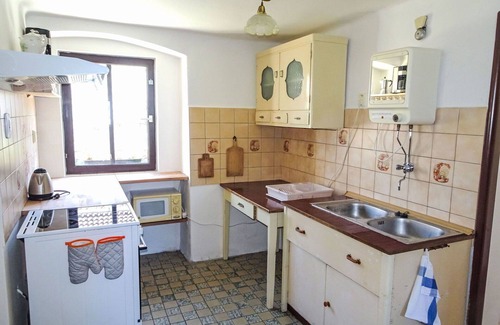 Vlkov Villa | Stunning private villa for 13 guests with WIFI, private pool, TV and pets allowed