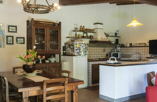 Vetralla House | Stunning private villa with WIFI, private pool, A/C, TV, terrace, pets allowed and panoramic view