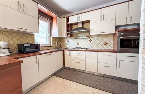 Podgradina House | Stunning private villa for 6 guests with WIFI, private pool, A/C, TV and terrace