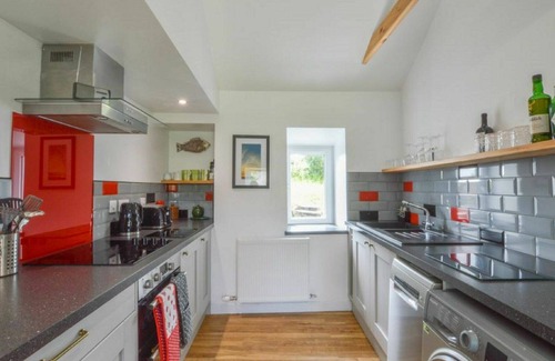 Slate Islands House | Stunning private villa for 4 people with WIFI, TV and pets allowed