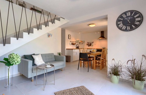Cerovlje House | Stunning private villa for 6 guests with private pool, A/C, WIFI, TV and terrace