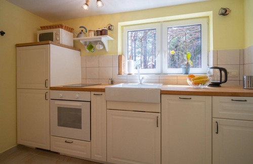 Lic House | Stunning private villa for 6 guests with hot tub, WIFI, TV, terrace and pets allowed