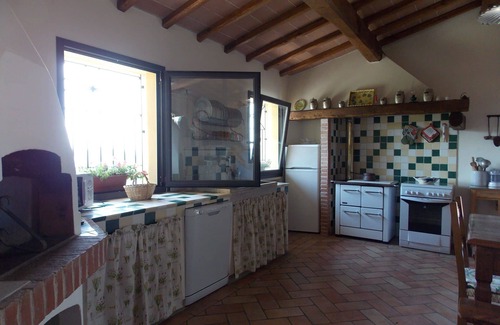 Rufina House | Stunning private villa for 6 people with private pool, WIFI, TV, panoramic view and parking