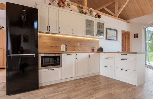 Kierwik House | Stunning private villa with WIFI, hot tub, TV, terrace, pets allowed, panoramic view and parking