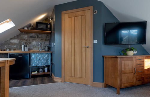 Llanasa Apartment | Stunning rural annex stay with idyllic views & great location