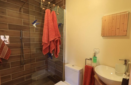 Carnforth House | Stunning rural cottage. Home from home. Dogs welcome.