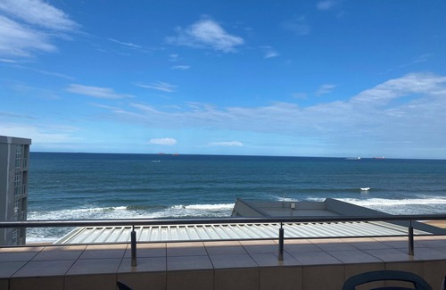 Bluff Apartment | Stunning Sea View 3BR Beach Apartment Perna Perna North Coast KZN