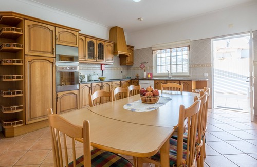 Albufeira Villa | Stunning Spacious 4 Bed Villa With Private Pool Close To Beach