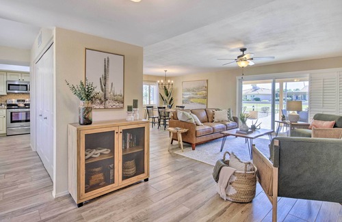 Cottonwood House | Stunning Sun Lakes Retreat < 1 Mi to Golfing!