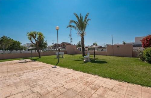 Los Montesinos House | Stunning Townhouse in La Herrada
