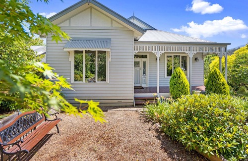 Marysville House | Stunning Victorian Character home in the heart of Marysville