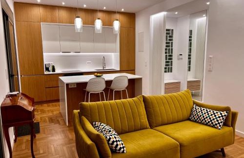 Pasalimani Apartment | Stunning View Zeas Marina - 2 bedrooms