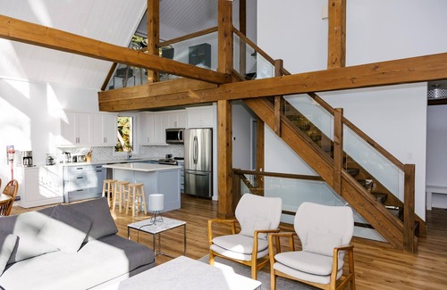 Dysart et al Cottage | Stunning views and deep clean waters of Tedious Lake