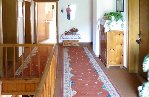 Schwendau Villa | Stunning villa for 14 people with WIFI, TV, balcony and parking