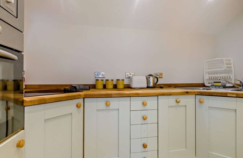 Horseheath House | Stunning villa for 12 people with WIFI, pets allowed and parking