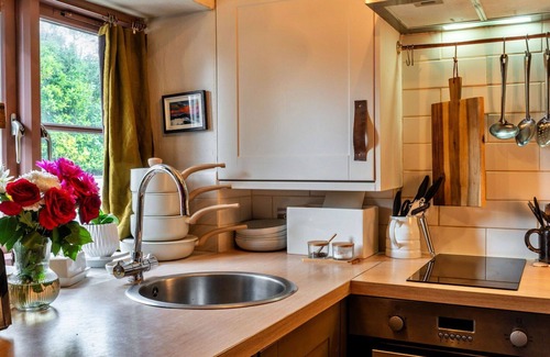 The Lizard House | Stunning villa for 2 people with WIFI, pets allowed and parking