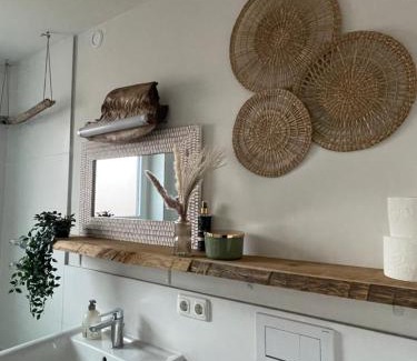 Gersthofen Apartment | Stylisches Apartment mit Dachterrasse und Whirlpool