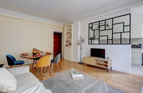 Grenelle Apartment | Stylish 1BR by Eiffel Tower & Champ de Mars
