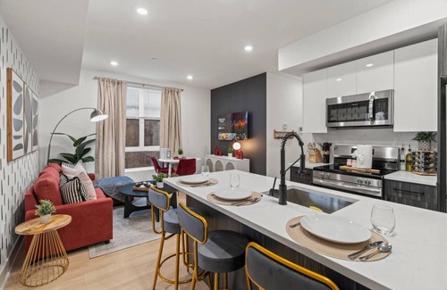 West Philadelphia Apartment | Stylish 1BR Near PennMuseum & PhillyZoo -New Build