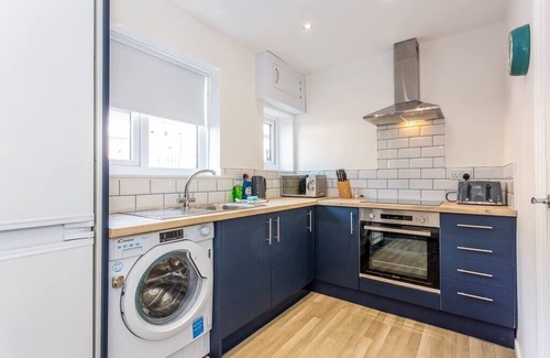 Ashington House | ◑Stylish 2 Bed House ◑Wifi ◑Garden ◑Beach Access