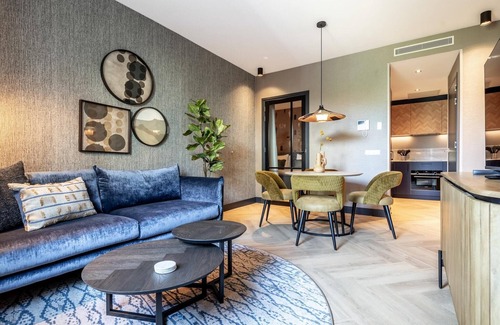Delft Apartment | stylish 2-bedroom apartment in Delft.