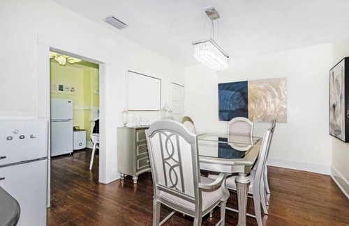 Historic District House | Stylish 2-bedroom cottage in delightful Ocala just 3 minutes from downtown