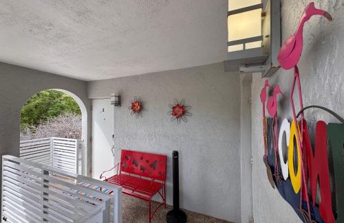 Flagami Apartment | Stylish 2 Bedrooms Apartment by Miami Airport